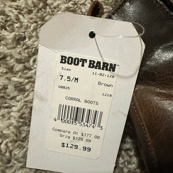 NWT Circle G Corral Burnished Brown
Double Zipper Bootie Two-Tone Ankle Boots - Picture 7 of 7